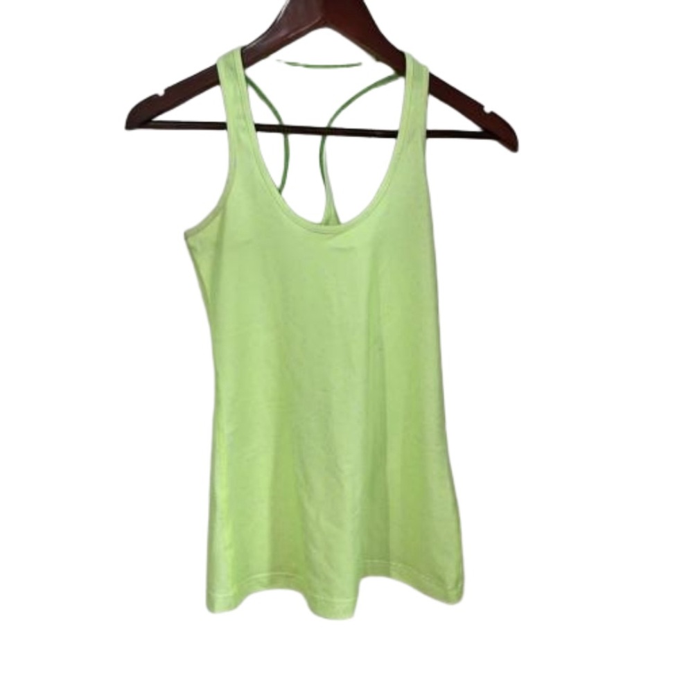 Lululemon green with polka dots. No size tag see measurements - Picture 1 of 6
